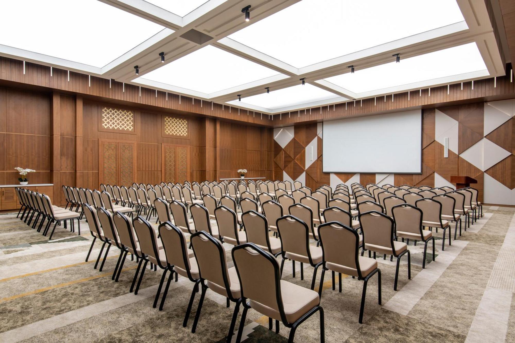 Swissotel Living 제다 외부 사진 The main conference hall
