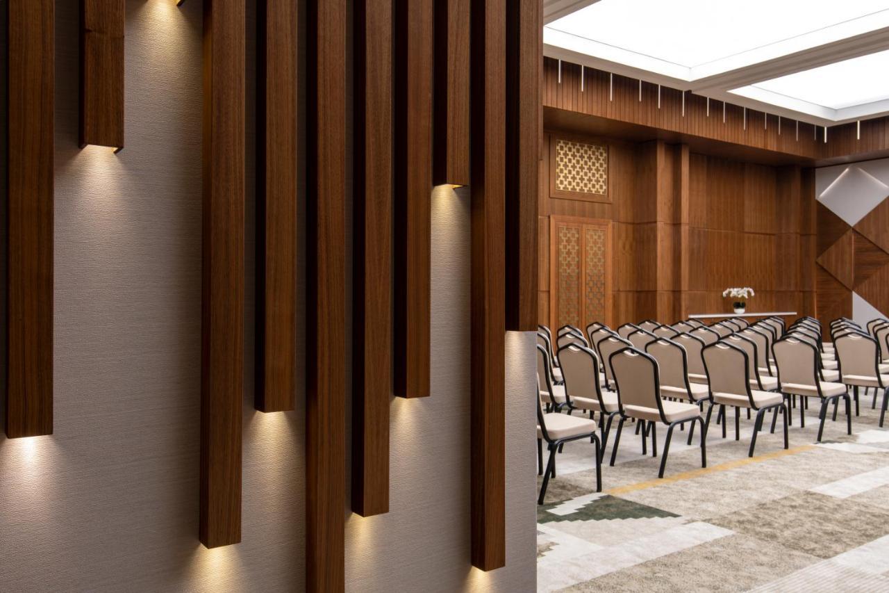 Swissotel Living 제다 외부 사진 The interior of the main conference hall